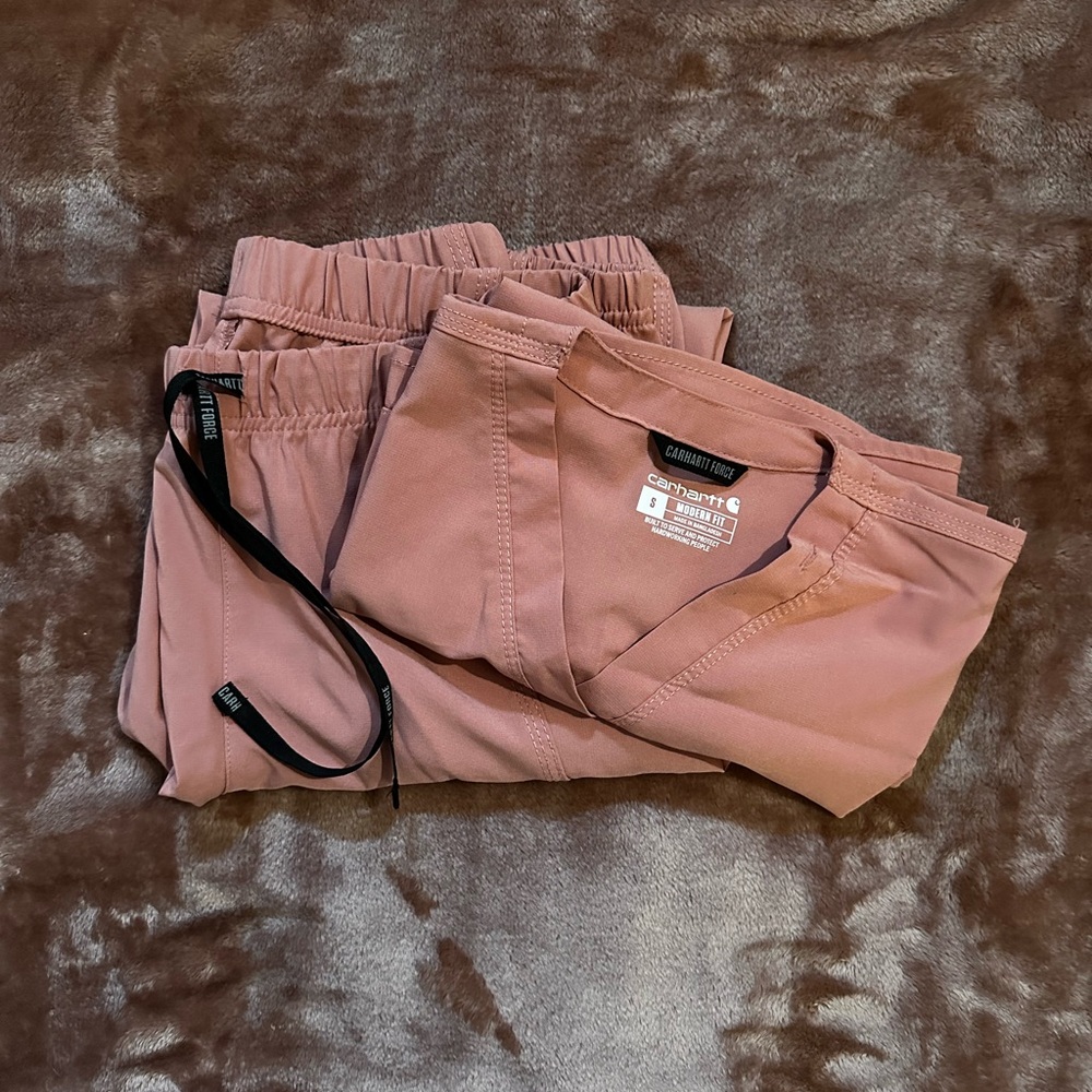 Carhartt scrubs